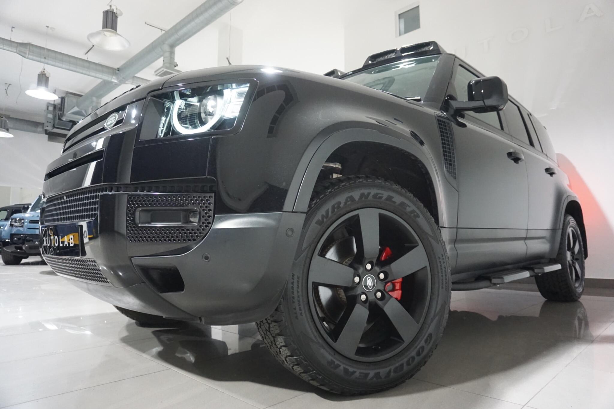 Land Rover Defender 110 3.0 D250 MHEV HSE Hard Top SUV 5dr Diesel Auto 4WD MWB Euro 6 (s/s) (250 ps)